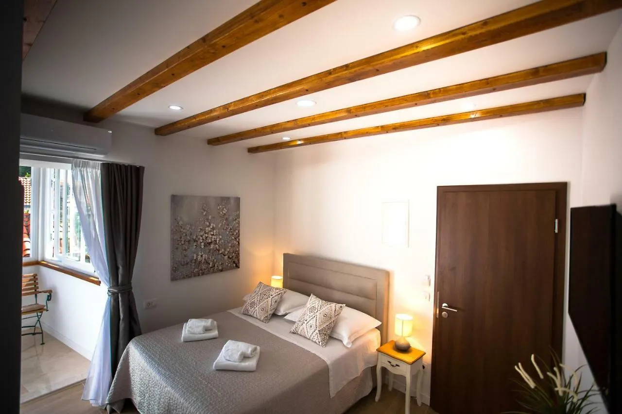 Katriga Luxury Studio, 4**** Old Town Apartment Split