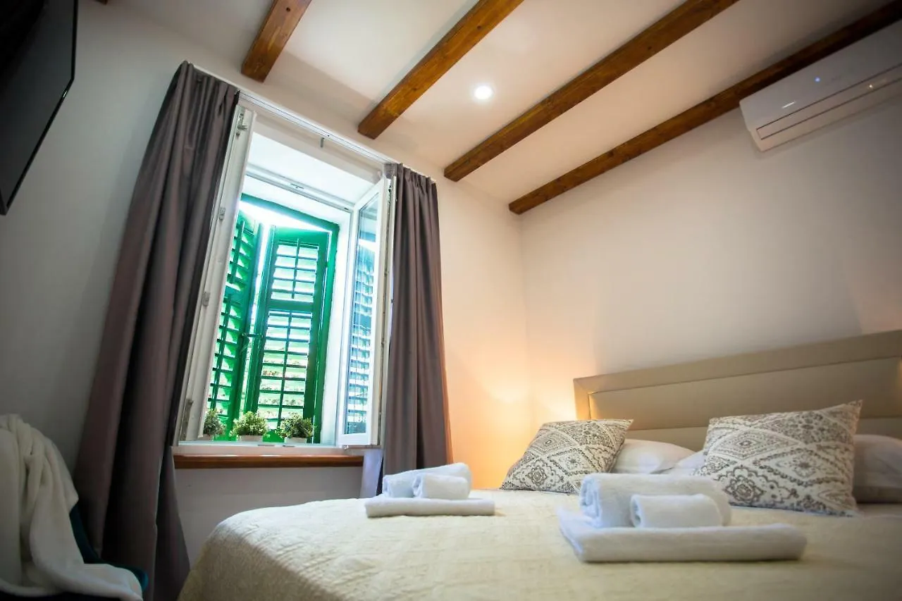 Katriga Luxury Studio, 4**** Old Town Apartment Split
